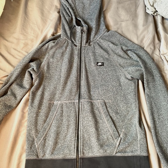 Mens Gray Nike Zip Up Jacket (Lightly Used) - Picture 1 of 1
